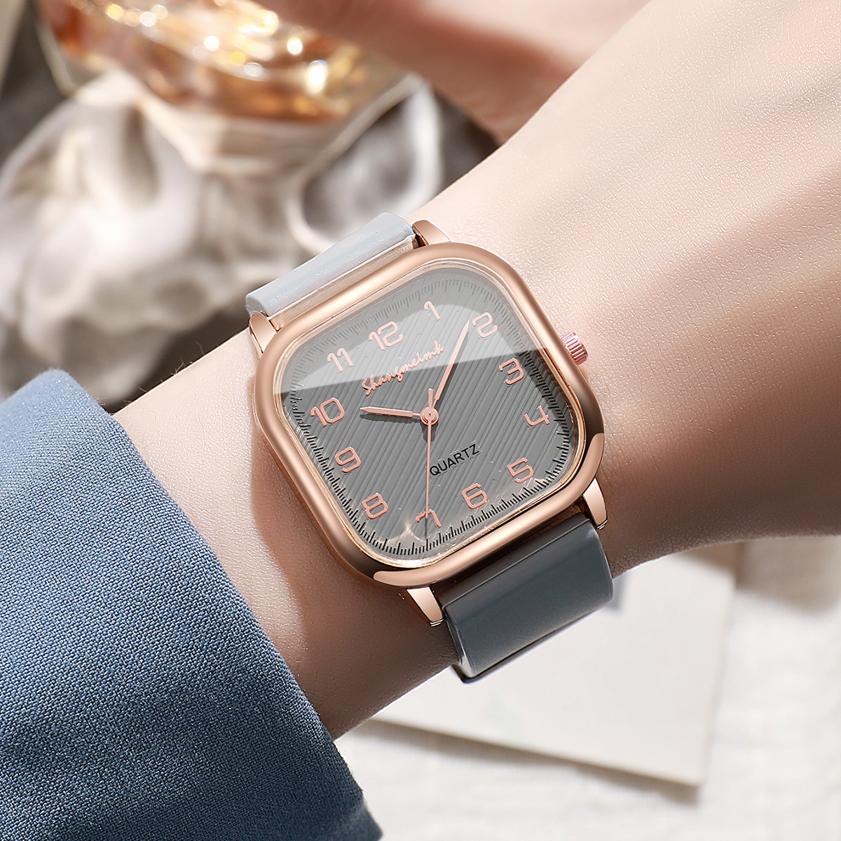 Fashion Square Women Watches C – Silicone Band Women recenzja i cena