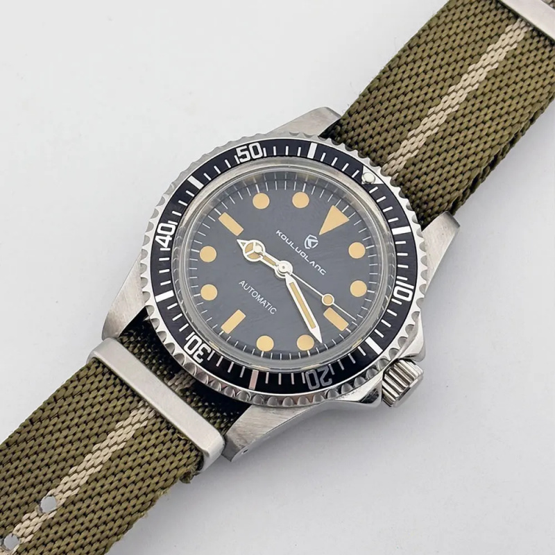 NH35 vintage 40mm sapphire gla – Tropic Strap Vintage recenzja i cena