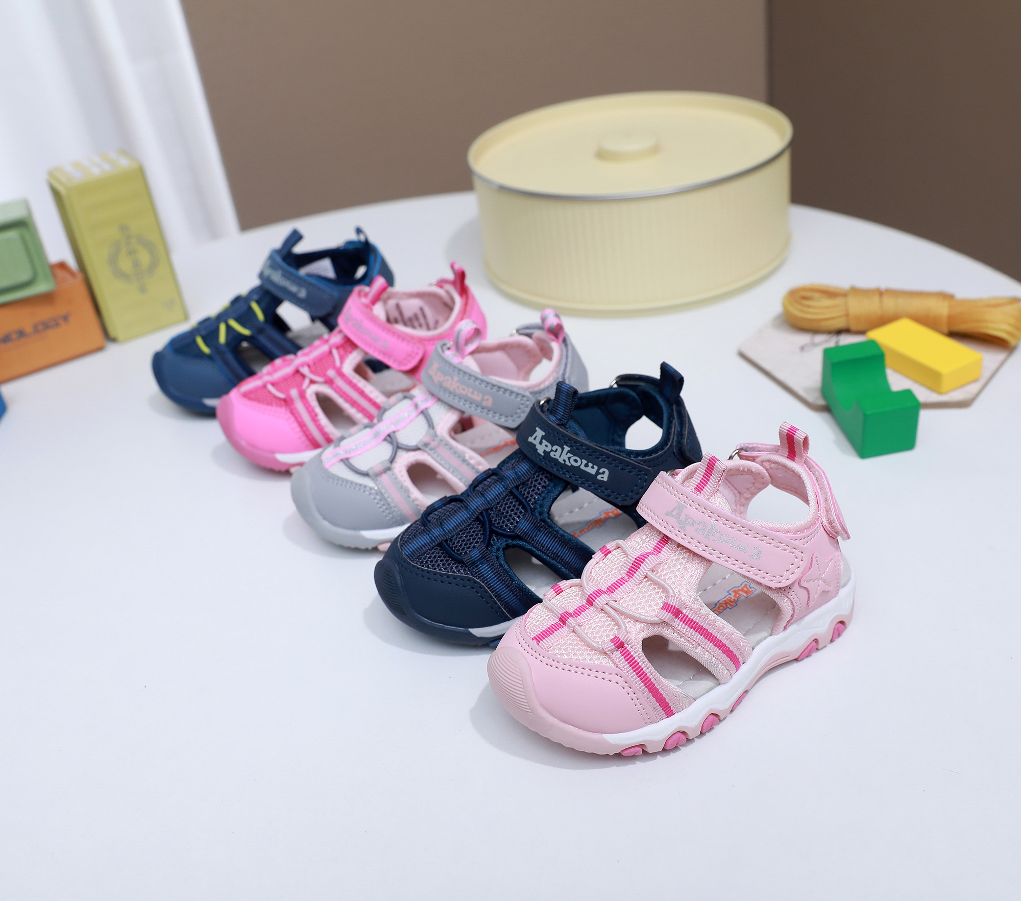New Summer Children's Closed-T – Sport Loop Velcro recenzja i cena